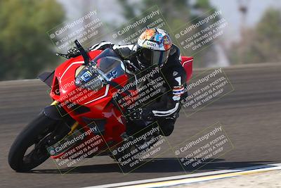 media/Sep-20-2025-TrackDaz (Sat) [[27f0cde673]]/B Group/1120am (Turn 2)/